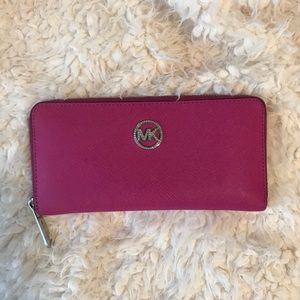 Bags - Michael Kors Wallet Bags - Michael Kors Wallet